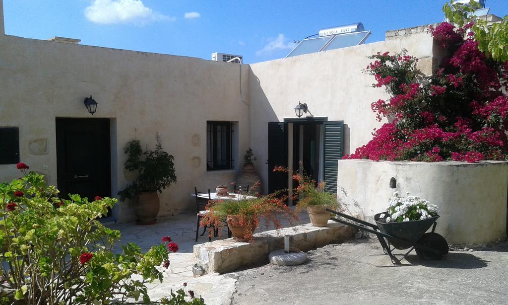 Petra & Elia Villa Megala Chorafia Exterior photo